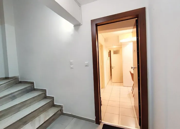 Avli Apartment